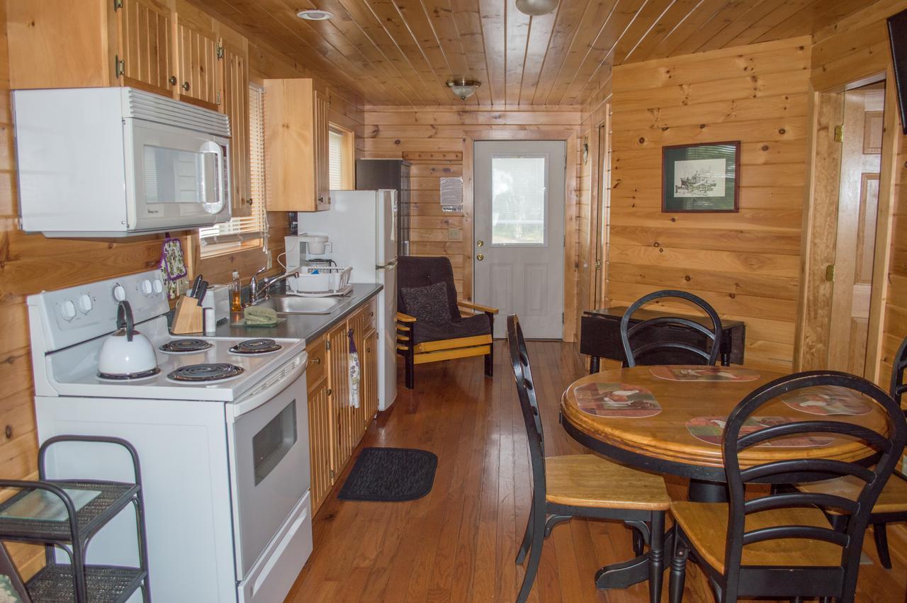 Bayview Cabins 호텔 네이플스 외부 사진