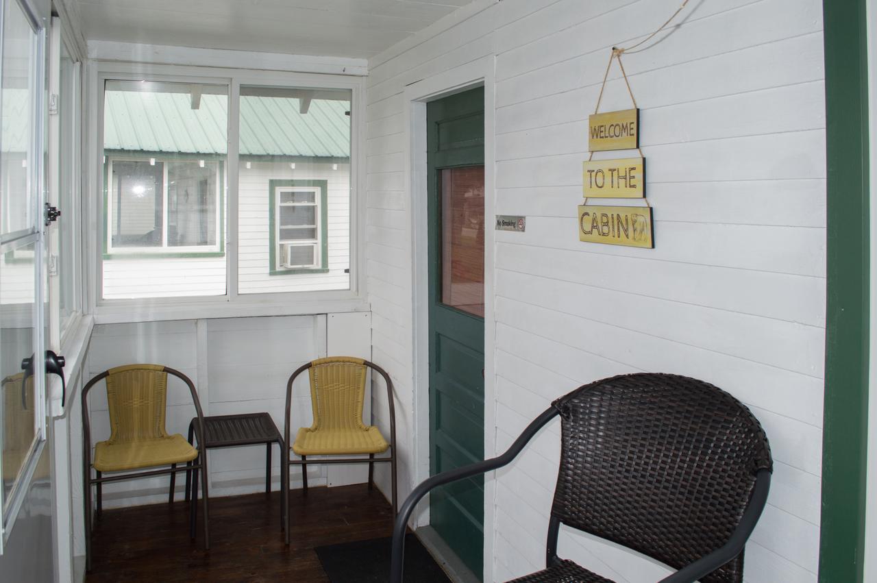 Bayview Cabins 호텔 네이플스 외부 사진