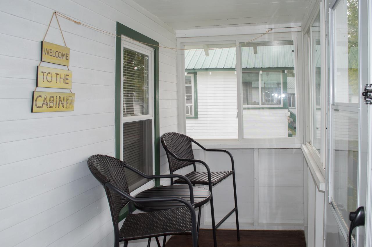 Bayview Cabins 호텔 네이플스 외부 사진