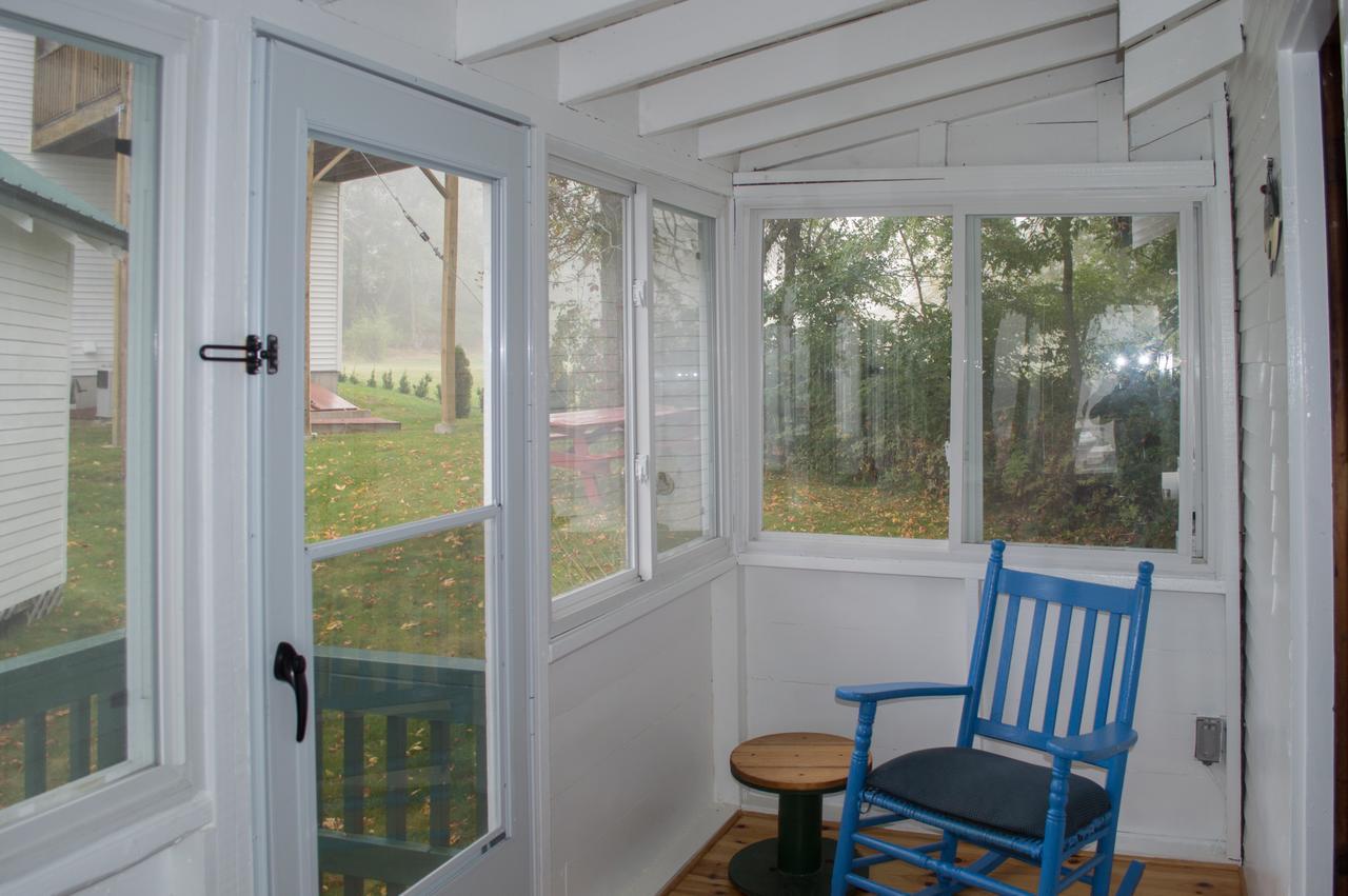 Bayview Cabins 호텔 네이플스 외부 사진