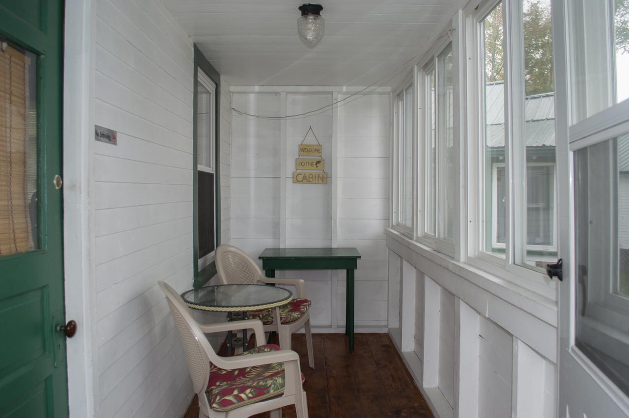 Bayview Cabins 호텔 네이플스 외부 사진